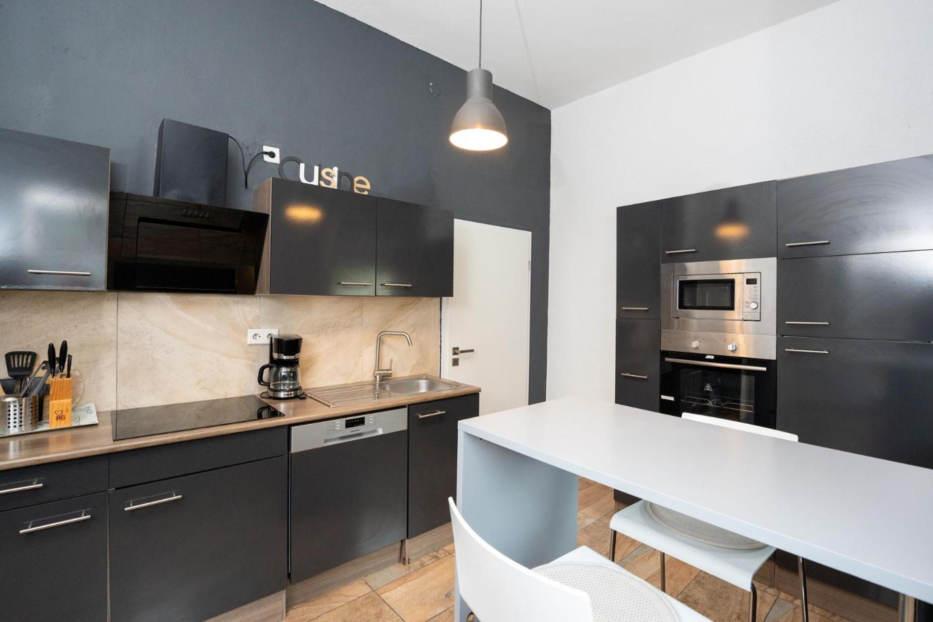 Charmante Privatzimmer In Der Stadt Coblença Exterior foto