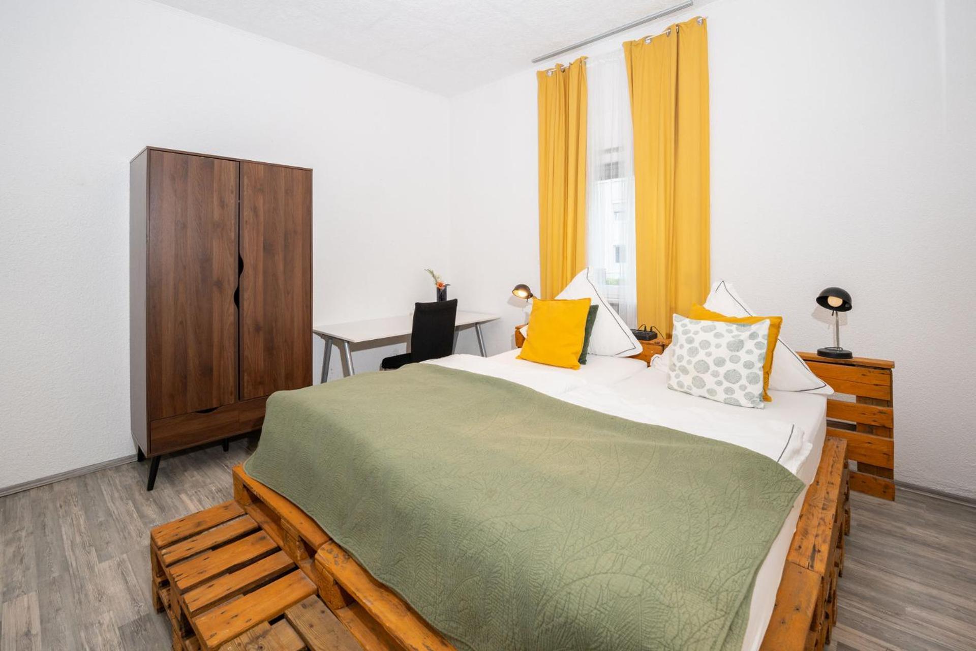 Charmante Privatzimmer In Der Stadt Coblença Exterior foto