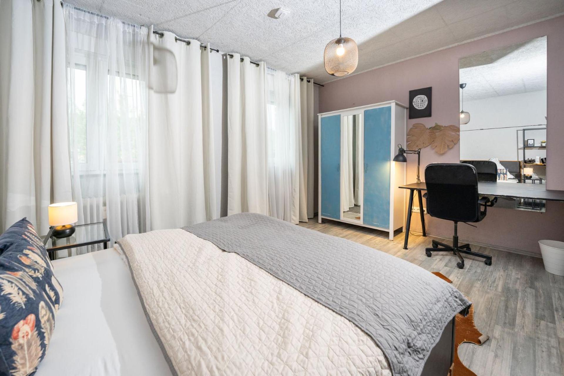 Charmante Privatzimmer In Der Stadt Coblença Exterior foto