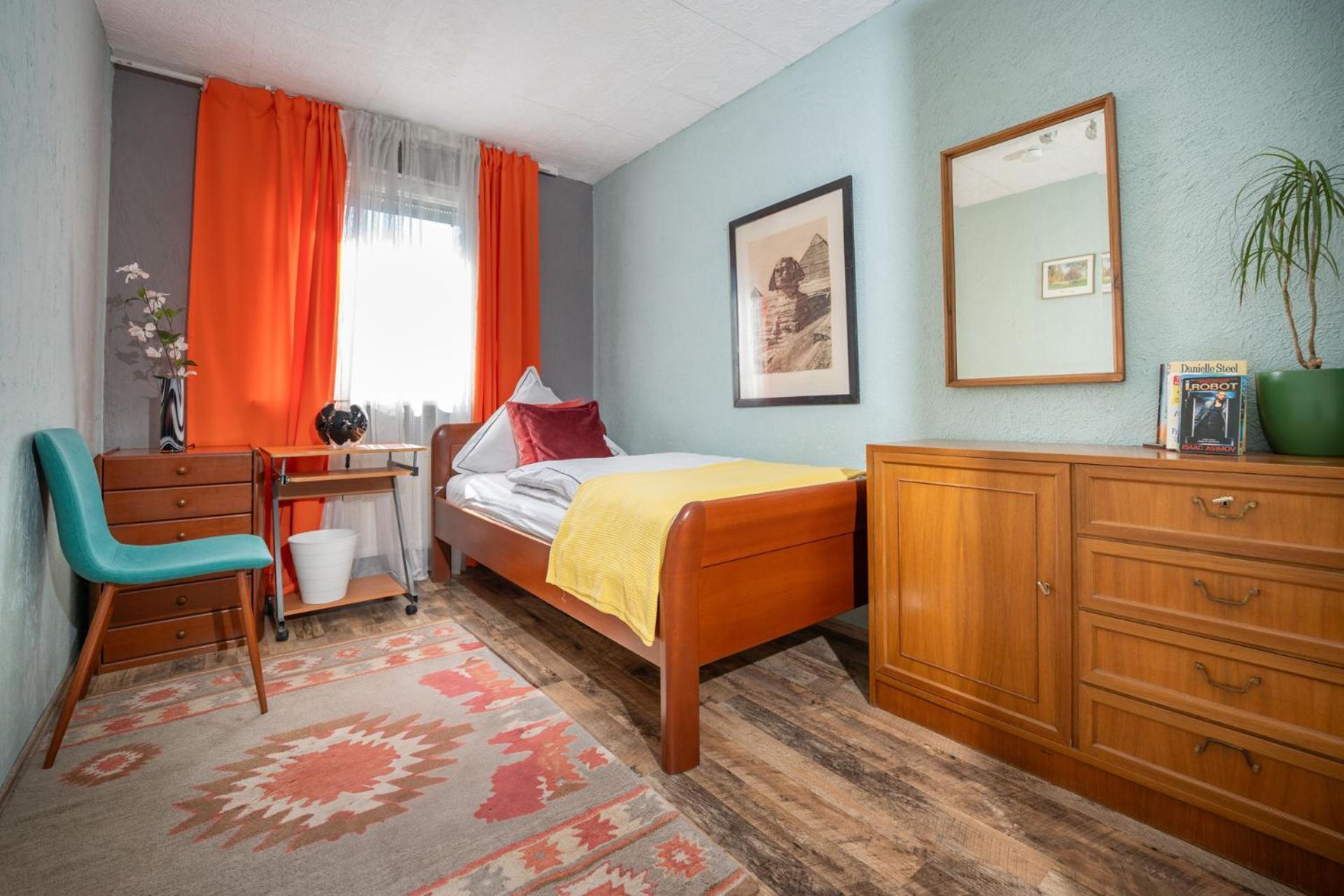 Charmante Privatzimmer In Der Stadt Coblença Exterior foto