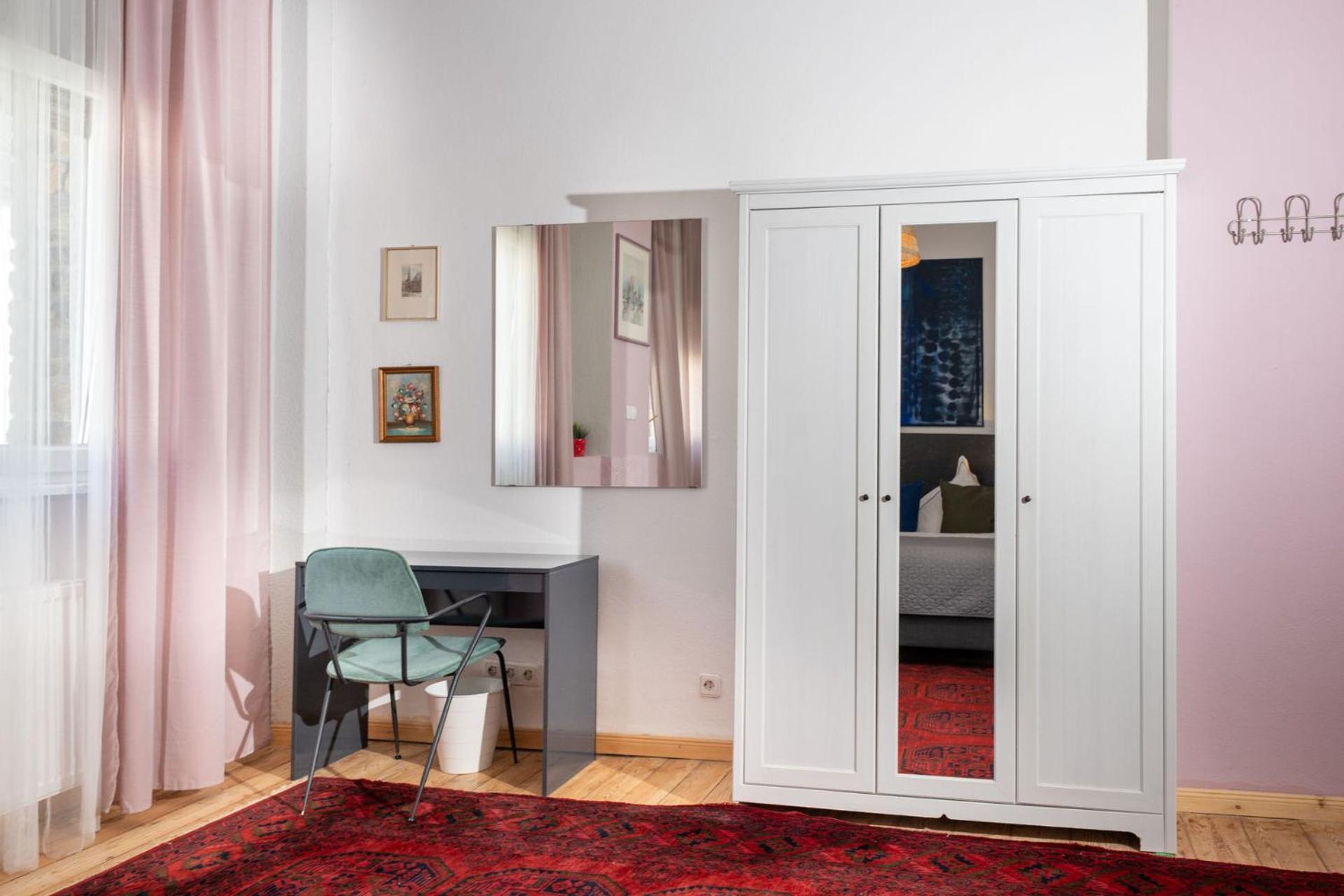 Charmante Privatzimmer In Der Stadt Coblença Exterior foto